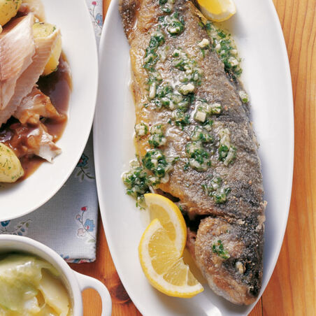 Gebackene Forellen mit Kräuterbutter Gebackene Forellen mit Kräuterbutter