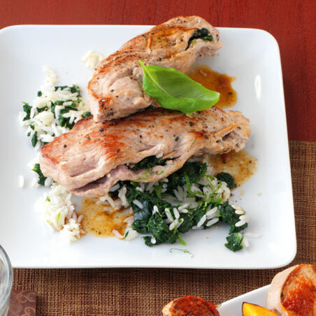 Gefüllte Schweinesteaks mit Spinatreis Gefüllte Schweinesteaks mit Spinatreis