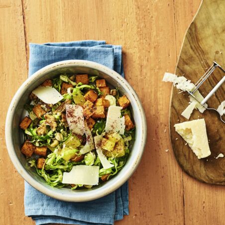 Rosenkohlsalat mit Süßkartoffel Rosenkohlsalat mit Süßkartoffel