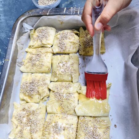 Teigtäschchen mit Myzithra Teigtäschchen mit Myzithra