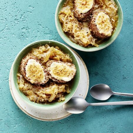 Überbackene Fenchel-Zwiebel-Suppe Überbackene Fenchel-Zwiebel-Suppe