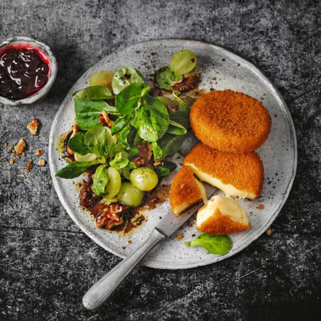 Feldsalat mit Camembert Feldsalat mit Camembert