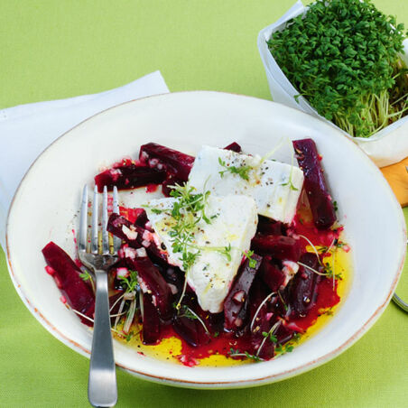 Rote-Bete-Salat mit Meerrettich-Terrine