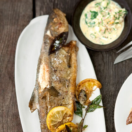 Gebackene Forellen mit Bozner Sauce Gebackene Forellen mit Bozner Sauce