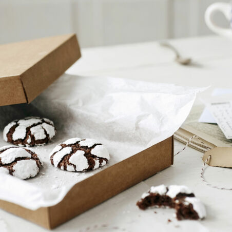 Schwarz-Weiss-Cookies mit Walnüssen Schwarz-Weiss-Cookies mit Walnüssen