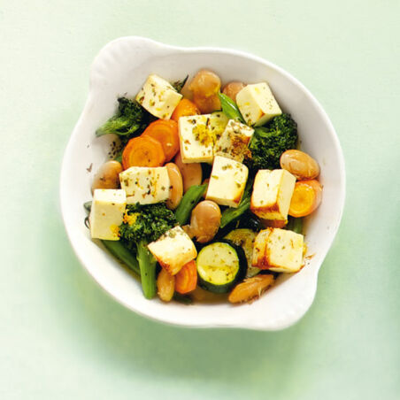 Schafkäse auf Gemüse Schafkäse auf Gemüse