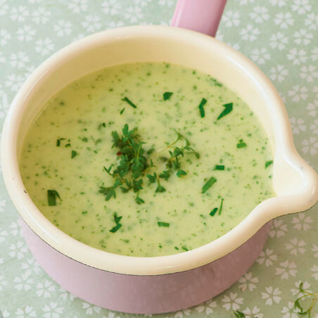 Drei-Kräuter-Suppe Drei-Kräuter-Suppe