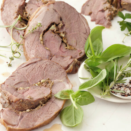 Lammkeule mit frischen Kräutern Lammkeule mit frischen Kräutern