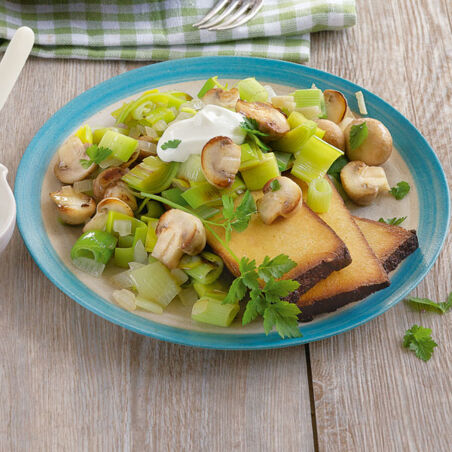 Tofuschnitzel mit Lauch-Pilz-Gemüse Tofuschnitzel mit Lauch-Pilz-Gemüse