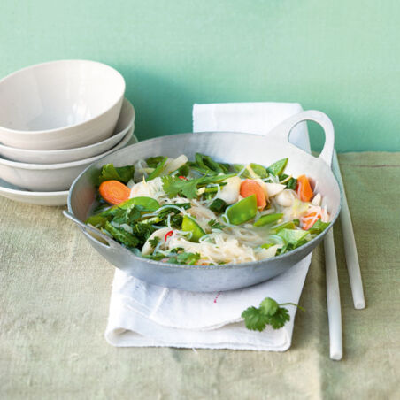 Frühlingsgemüse-Wok mit Glasnudeln Frühlingsgemüse-Wok mit Glasnudeln