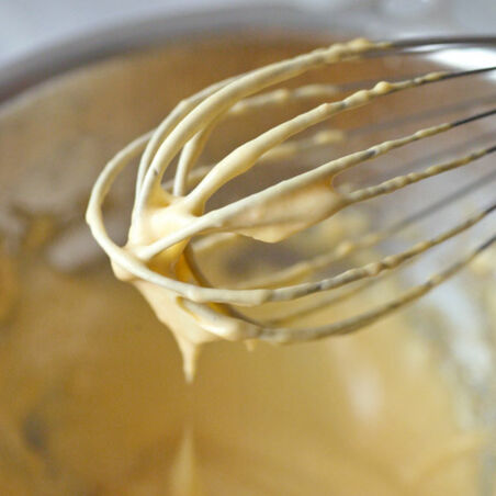 85-Grad-Spargel mit Kartoffeln und Sauce béarnaise 85-Grad-Spargel mit Kartoffeln und Sauce béarnaise