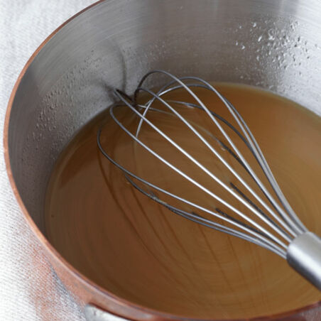 Schweinebraten mit knuspriger Kruste in Biersauce Schweinebraten mit knuspriger Kruste in Biersauce