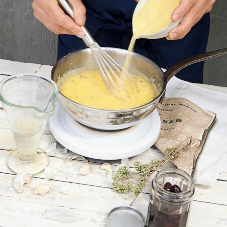 Polenta mit Tomaten-Mozzarella-Haube Polenta mit Tomaten-Mozzarella-Haube