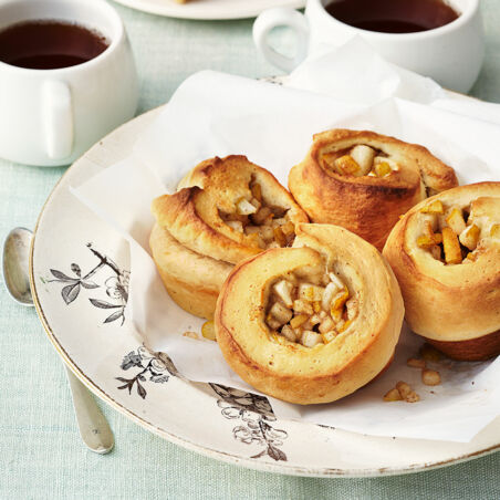 Warme Birnen-Hefe-Schnecken Warme Birnen-Hefe-Schnecken