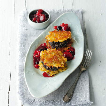 Rösti mit Mohnbröseln und Portweingrütze Rösti mit Mohnbröseln und Portweingrütze