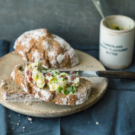 Kartoffel-Schinken-Frühlingszwiebel-Aufstrich Kartoffel-Schinken-Frühlingszwiebel-Aufstrich