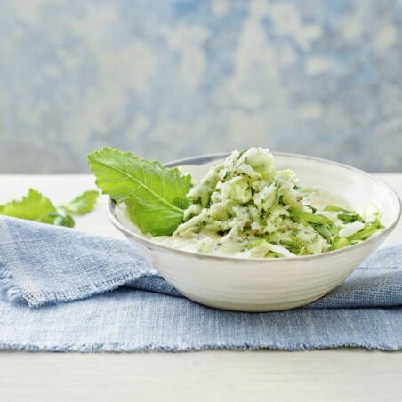 Kohlrabirohkost mit Kräutern Kohlrabirohkost mit Kräutern