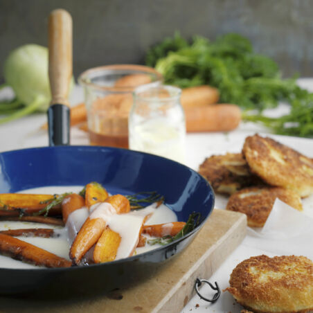 Kohlrabischnitzel mit Honigmöhren Kohlrabischnitzel mit Honigmöhren