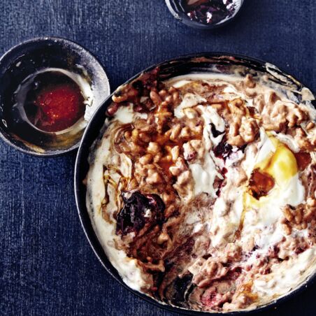 Schokoladen-Risotto mit Karamellsauce