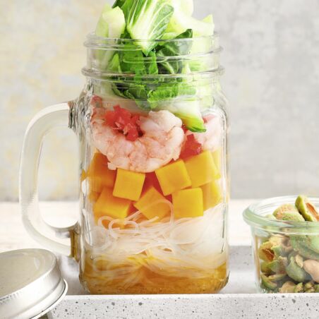 Glasnudelsalat mit Garnelen Glasnudelsalat mit Garnelen