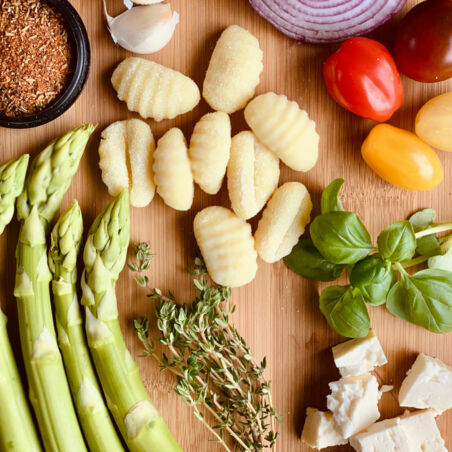 Grüner-Spargel-Gnocchi-Blech Grüner-Spargel-Gnocchi-Blech