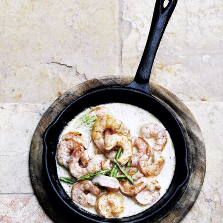 Gorgonzola-Garnelen mit grünem Spargel Gorgonzola-Garnelen mit grünem Spargel