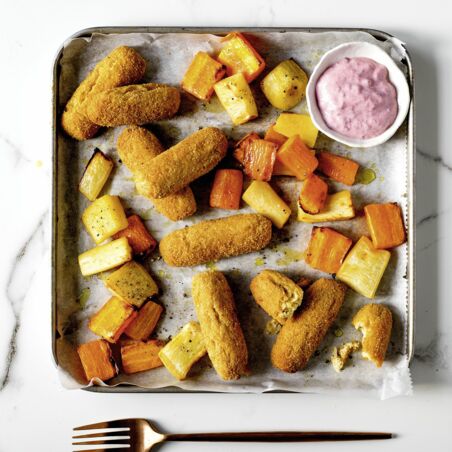 Tofu-Kroketten mit Wurzelgemüse und Sauerkirsch-Dip Tofu-Kroketten mit Wurzelgemüse und Sauerkirsch-Dip
