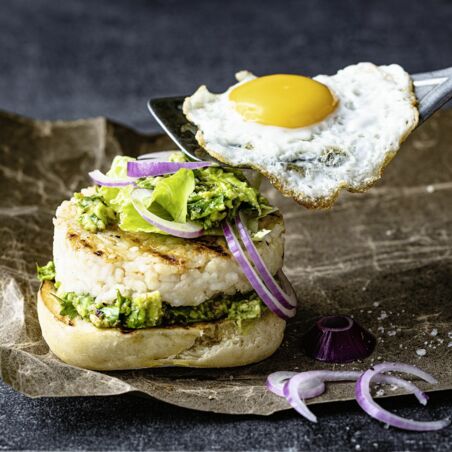 Risottoburger mit Spiegelei und Avocado Risottoburger mit Spiegelei und Avocado