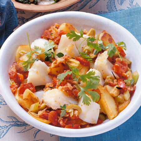 Stockfisch mit Gemüse und Oliven Stockfisch mit Gemüse und Oliven