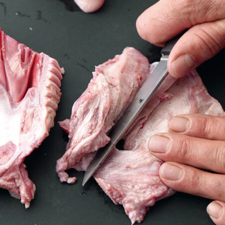 Schweinerüsselpralinen mit Schwarzwurzeln Schweinerüsselpralinen mit Schwarzwurzeln