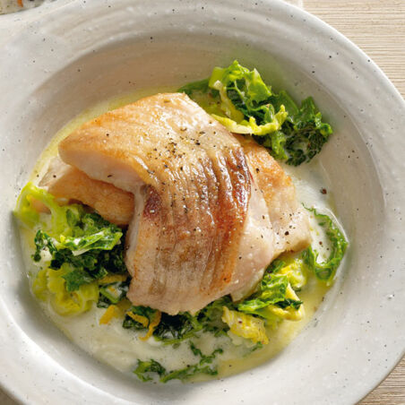 Karpfenfilets auf Rahmwirsing Karpfenfilets auf Rahmwirsing