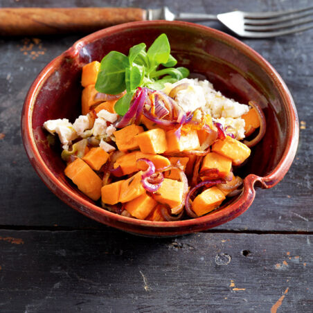 Gebackene Süßkartoffeln mit Schafskäse Gebackene Süßkartoffeln mit Schafskäse