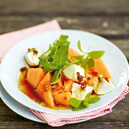 Ziegenfrischkäse mit Melone Ziegenfrischkäse mit Melone