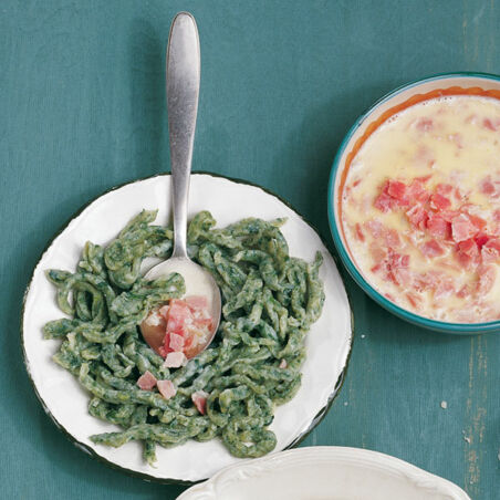 Spinatspätzle mit Schinken Spinatspätzle mit Schinken