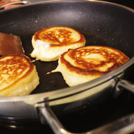 Pancakes mit Karamellsauce