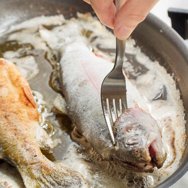 Forellen nach Müllerinart Forellen nach Müllerinart