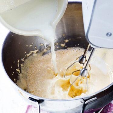 Bayrische Creme mit Himbeeren Bayrische Creme mit Himbeeren