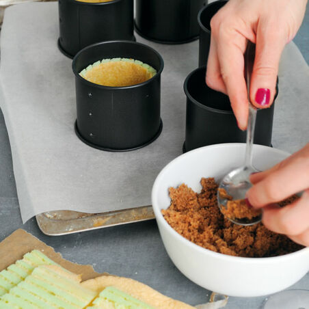 Limettentörtchen im Streifenhemd Limettentörtchen im Streifenhemd