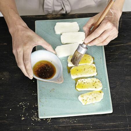 Gemüse-Sesam-Linguine mit Halloumi