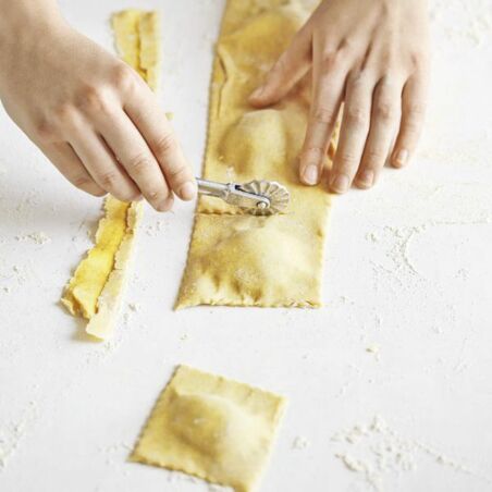 Kürbisschaumsuppe mit Ziegenkäse-Ravioli Kürbisschaumsuppe mit Ziegenkäse-Ravioli