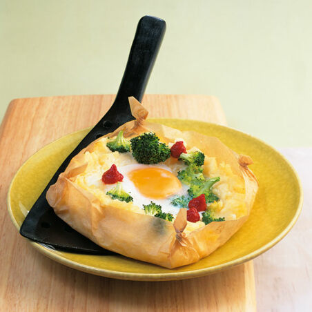 Ei im Brokkoli-Püree-Nest Ei im Brokkoli-Püree-Nest