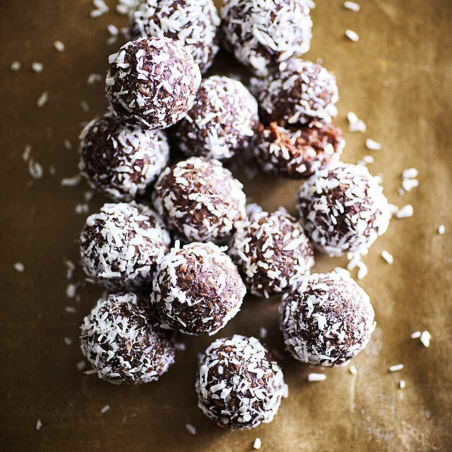 Kokos-Kakao-Kugeln Rezept | Küchengötter Kokos-Kakao-Kugeln Rezept | Küchengötter