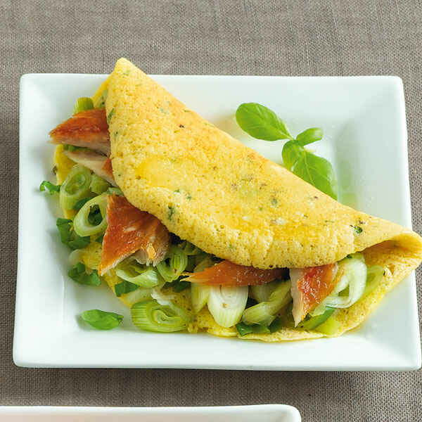 Frühlingszwiebel-Schaumomelett Rezept | Küchengötter