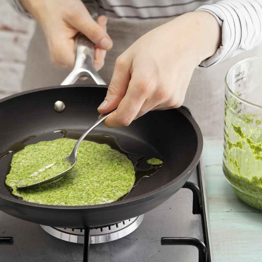 Spinat-Crêpes mit Käse Rezept (Low Carb) | Küchengötter Spinat-Crêpes mit Käse Rezept (Low Carb) | Küchengötter