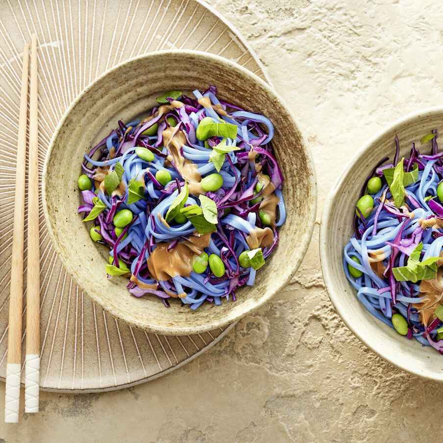 Reisnudel-Salat mit Edamame Rezept | Küchengötter Reisnudel-Salat mit Edamame Rezept | Küchengötter