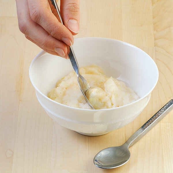 Ingwersuppe mit Fischklößchen Rezept | Küchengötter Ingwersuppe mit Fischklößchen Rezept | Küchengötter