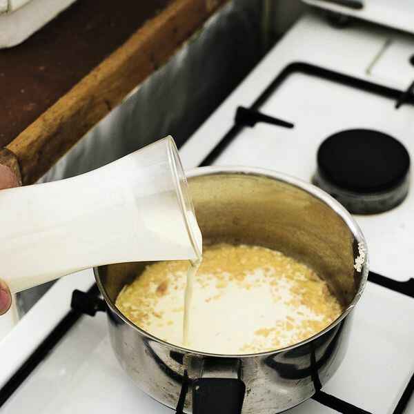 Zarte Hechtklößchen in Dillsauce Rezept | Küchengötter Zarte Hechtklößchen in Dillsauce Rezept | Küchengötter