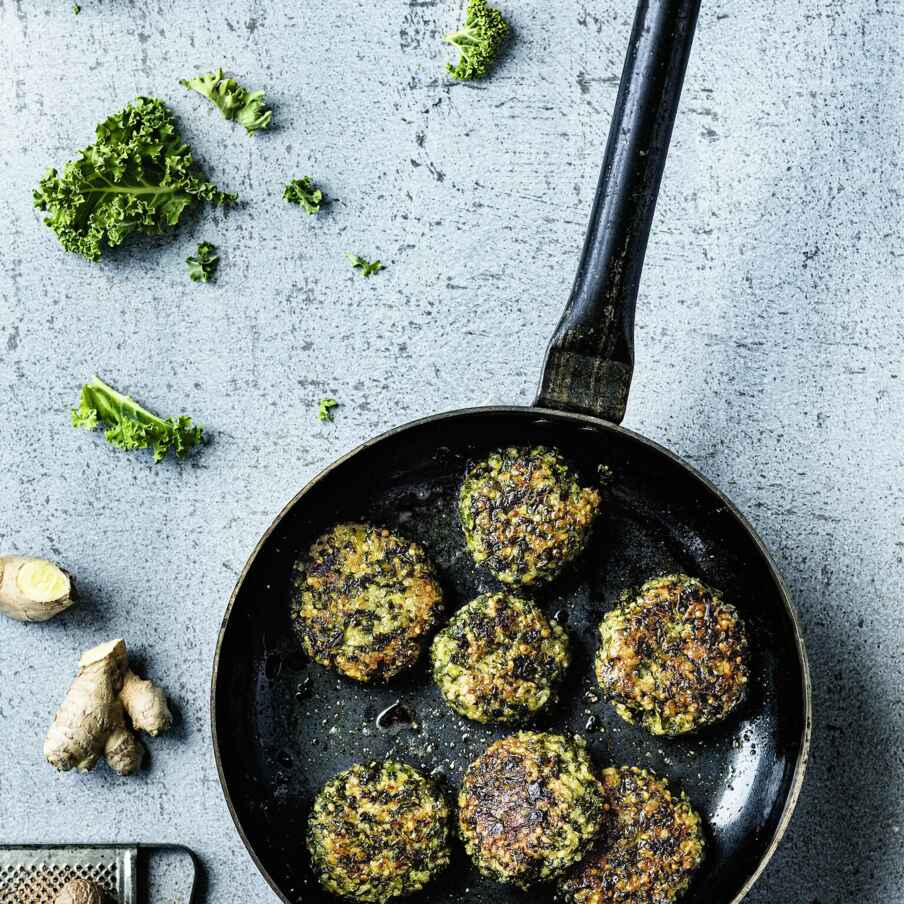 Grünkohl-Quinoa-Bratlinge Rezept | Küchengötter Grünkohl-Quinoa-Bratlinge Rezept | Küchengötter