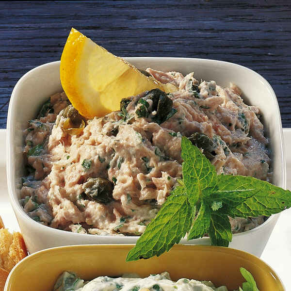 Thunfisch-Kräuter-Aufstrich Rezept | Küchengötter Thunfisch-Kräuter-Aufstrich Rezept | Küchengötter