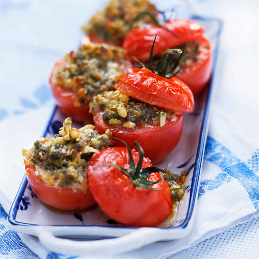 Ofentomaten mit Kräuterhaube Rezept | Küchengötter